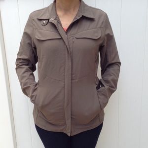 AUTHENTIC PATAGONIA- Jacket- Size Small